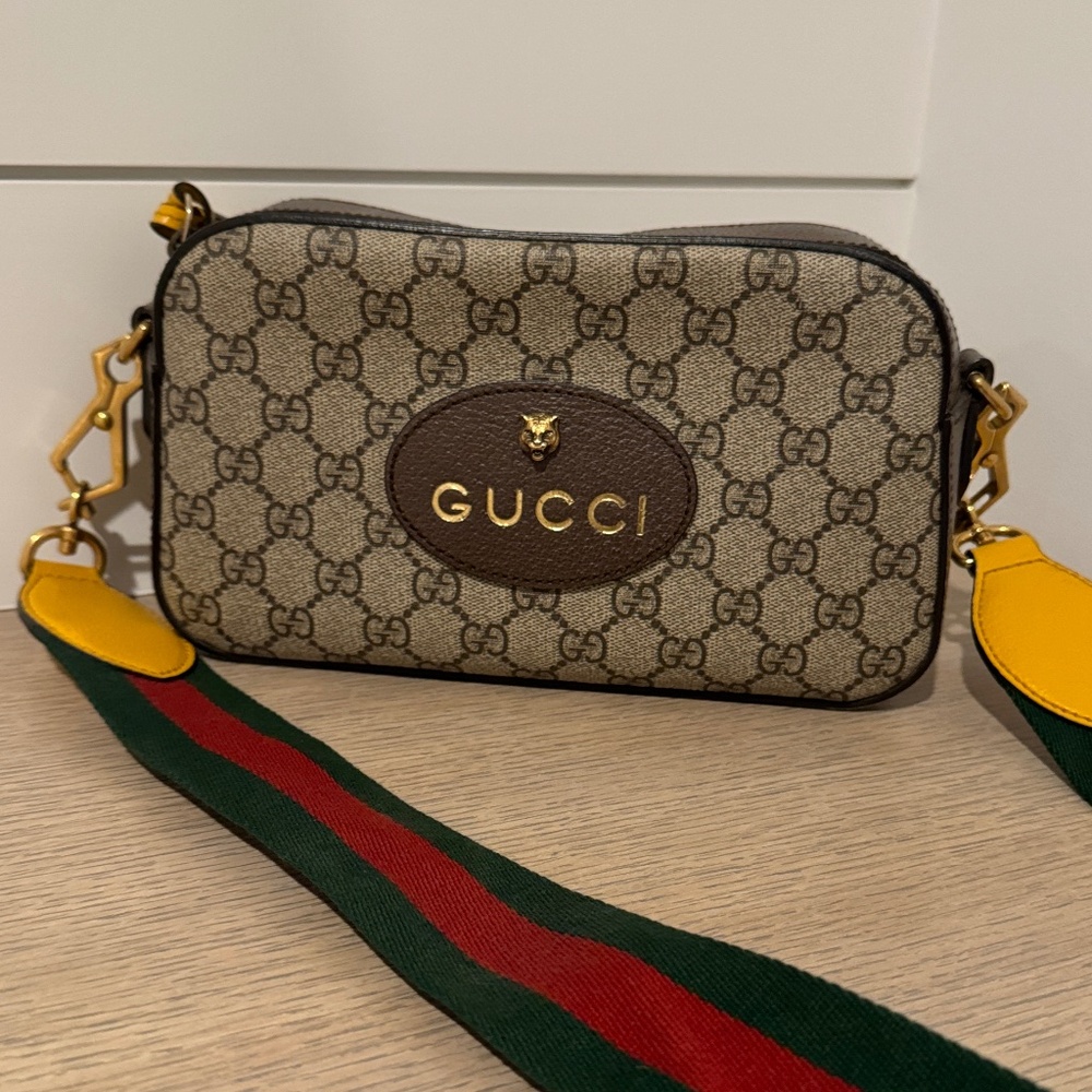 GUCCI NEO VINTAGE GG SUPREME